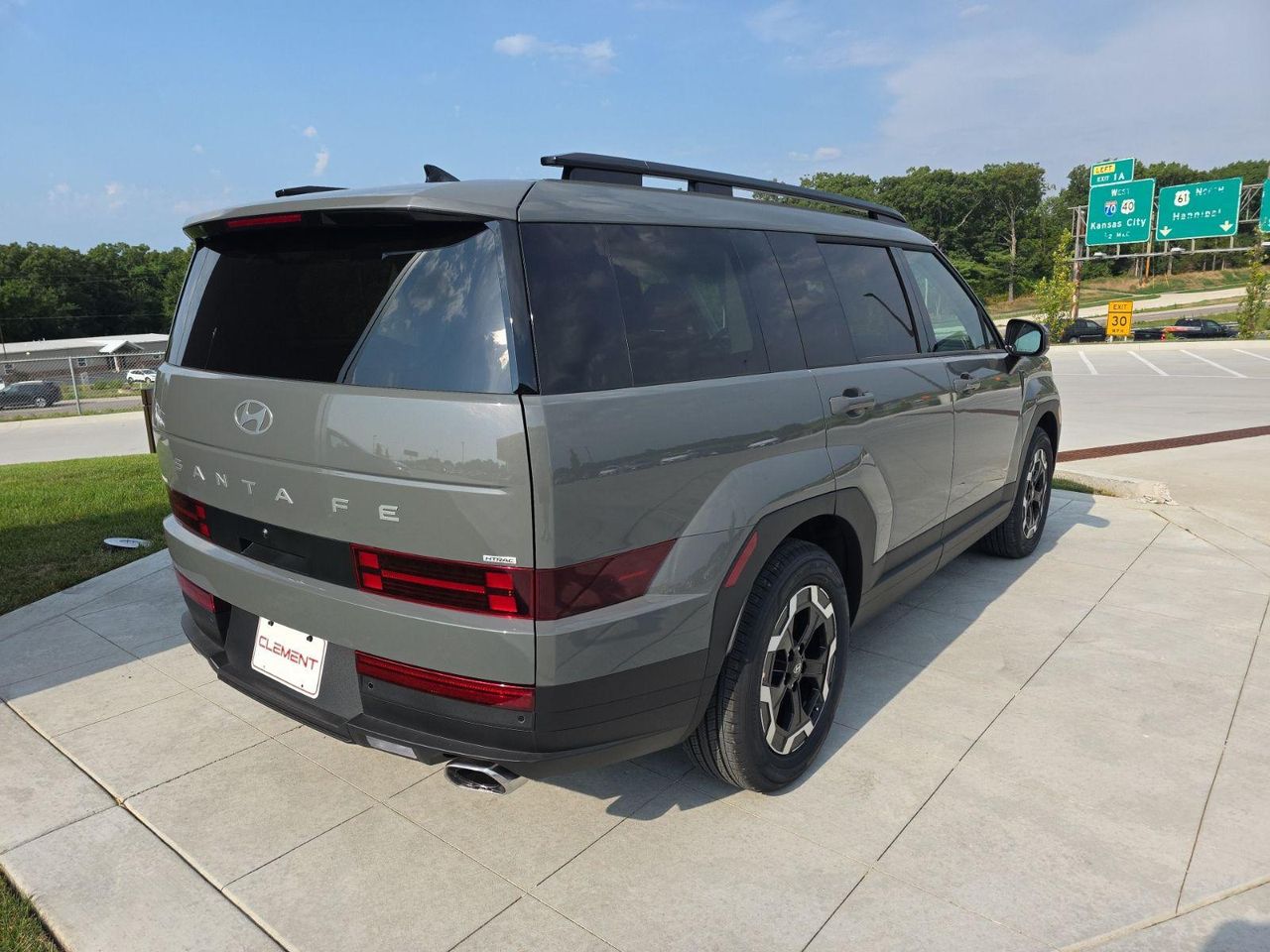 2026 Hyundai Santa Fe SEL photo 4