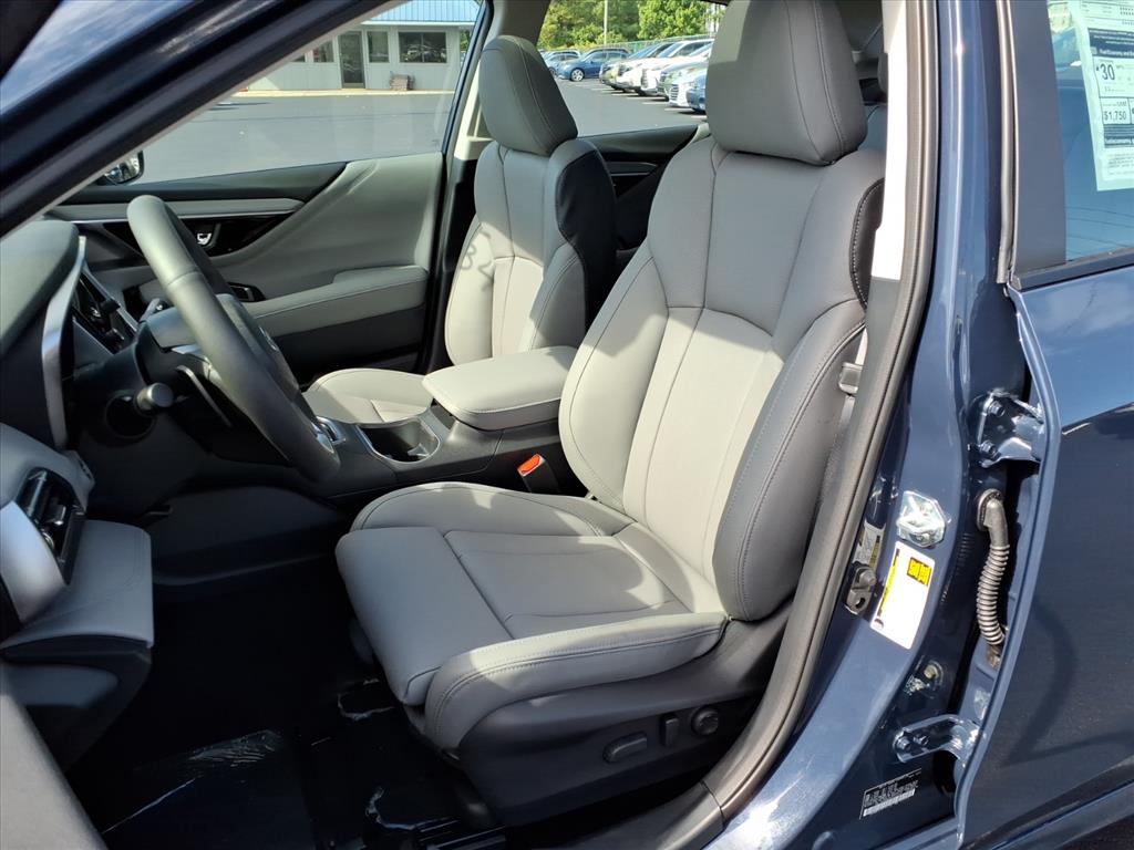 2025 Subaru Legacy Limited photo 4