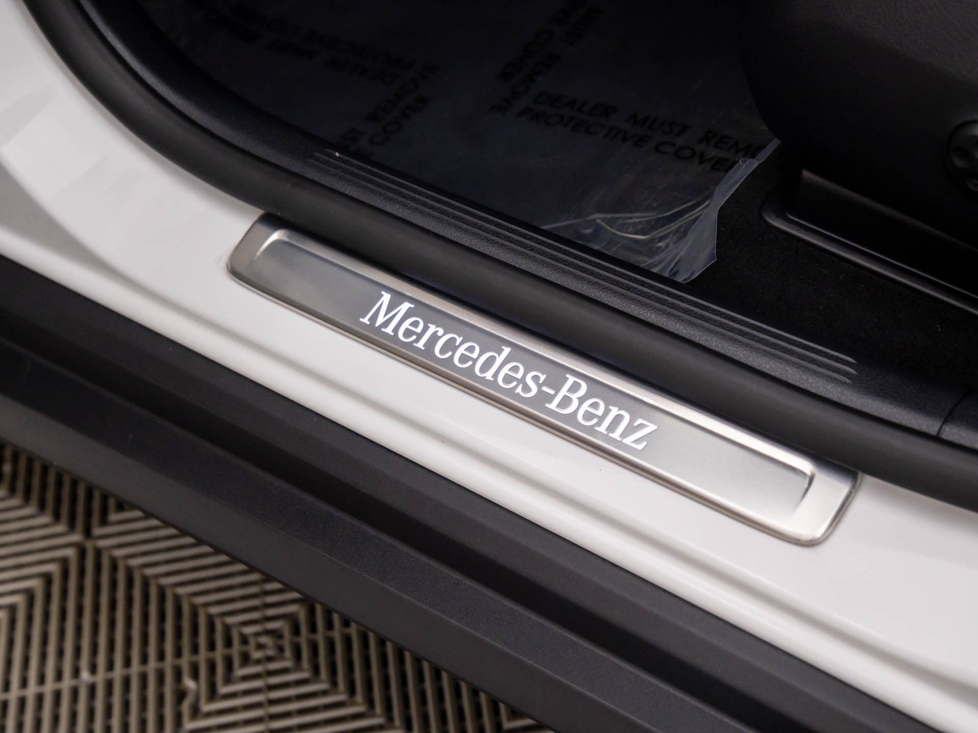 2025 Mercedes Benz GLC 350e 4MATIC photo 15