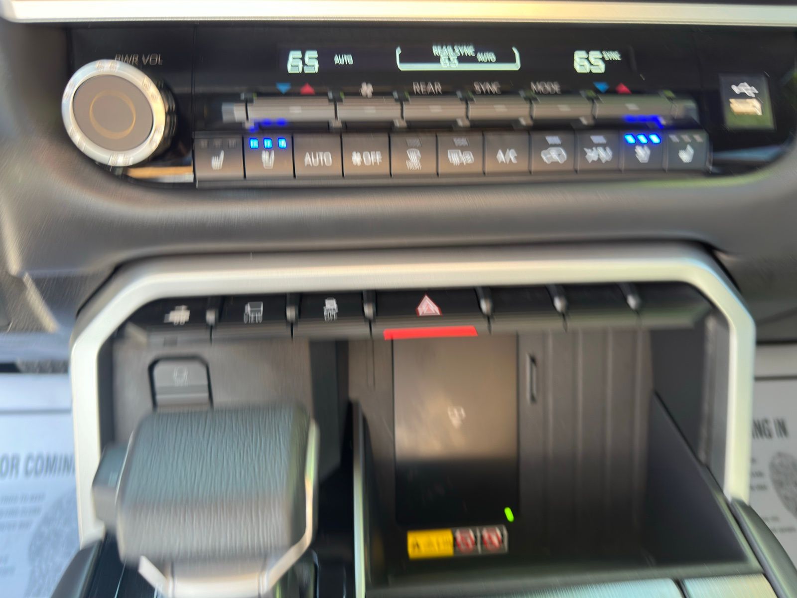 2025 Toyota Sequoia Platinum photo 21