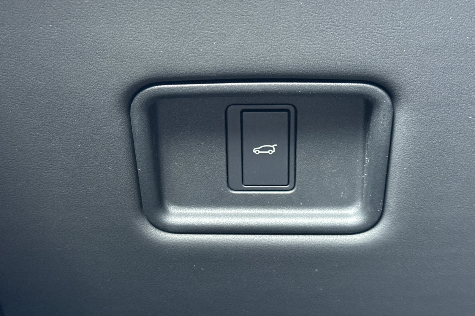2025 Land Rover Range Rover Sport P360 S photo 26