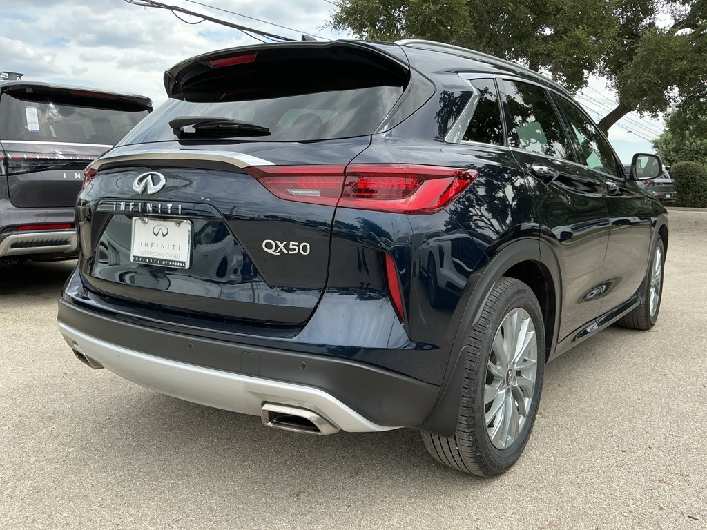 2024 Infiniti QX50 Luxe photo 3