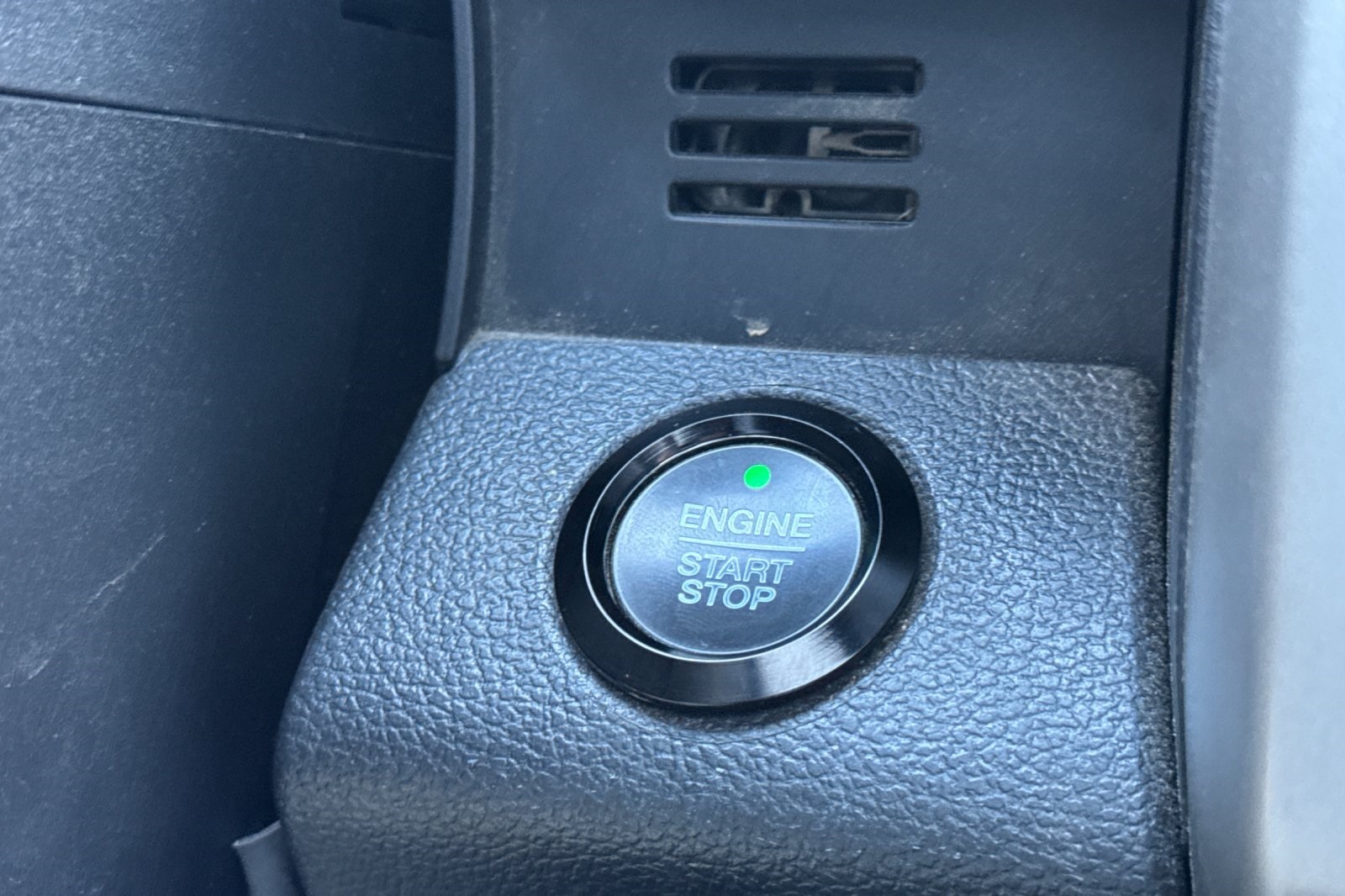2019 Ford F-150 Lariat photo 22