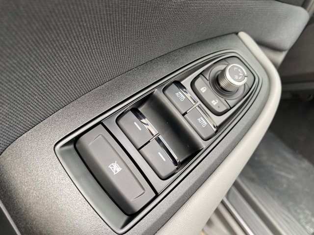2025 Subaru Outback Premium photo 10