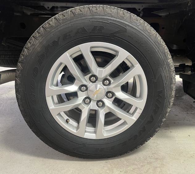 2021 Chevrolet Silverado 1500 LT photo 4