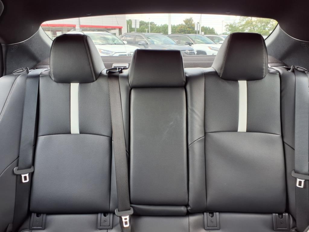 2025 Toyota Camry SE photo 16