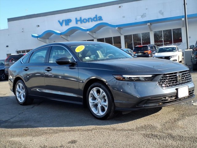 2024 Honda Accord LX's photo