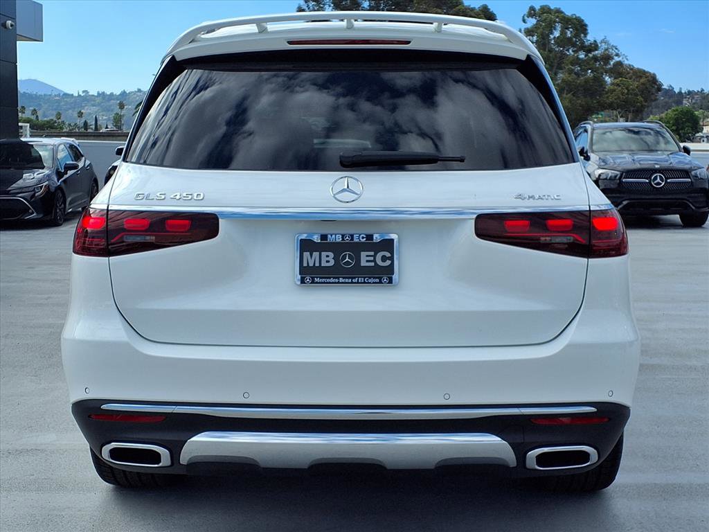2026 Mercedes Benz GLS 450 4MATIC photo 20