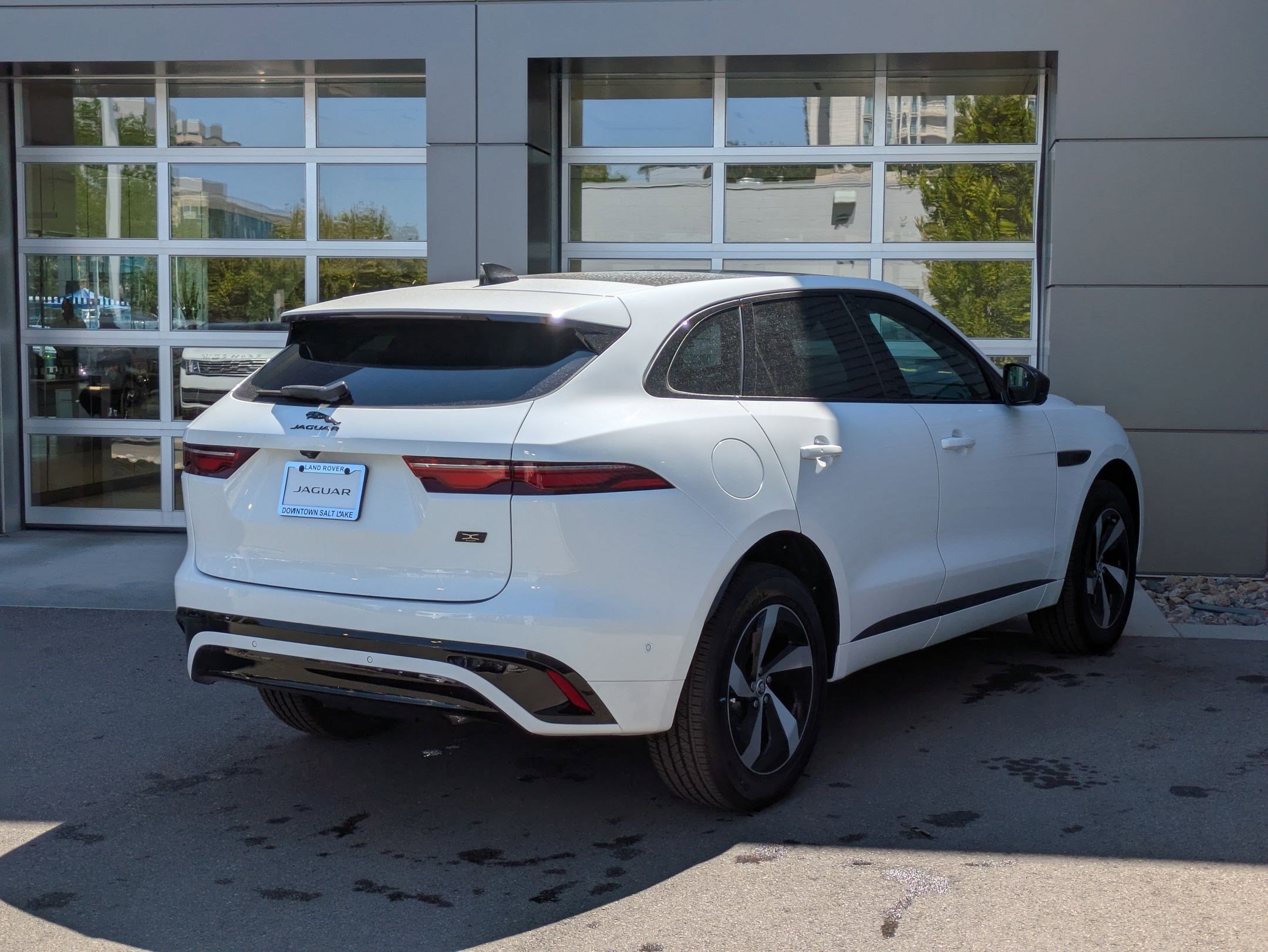 2026 Jaguar F-PACE P250 R-Dynamic S photo 5