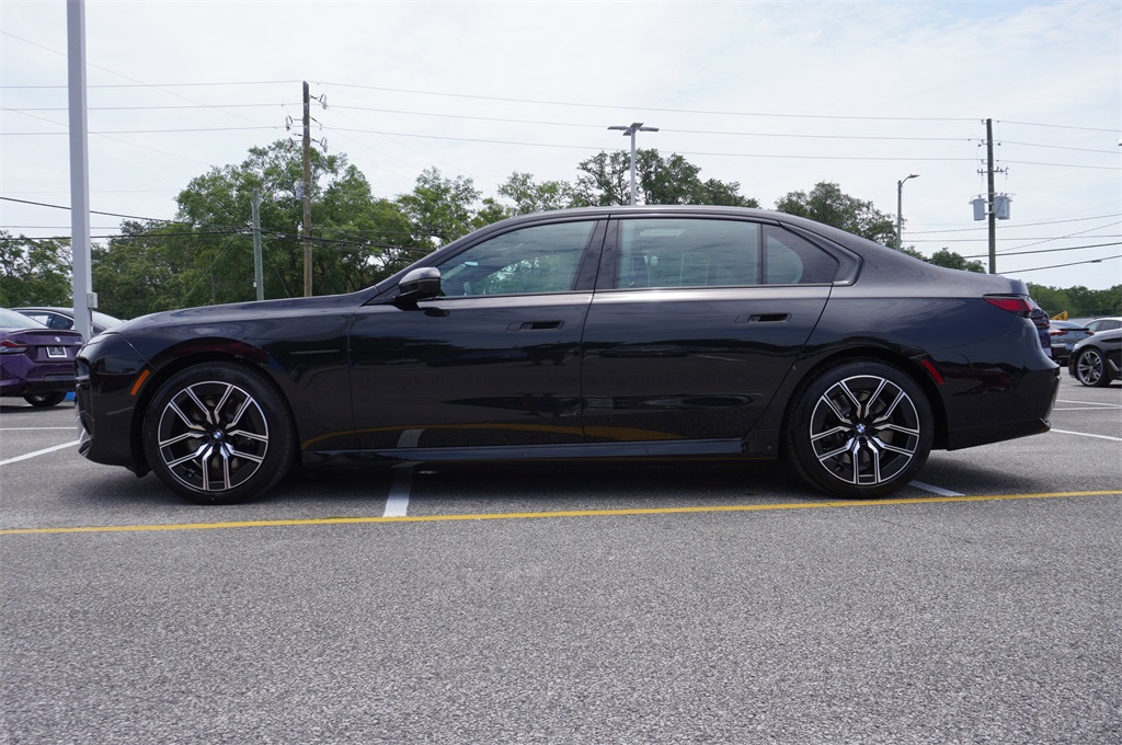 2025 Bmw 740i photo 3
