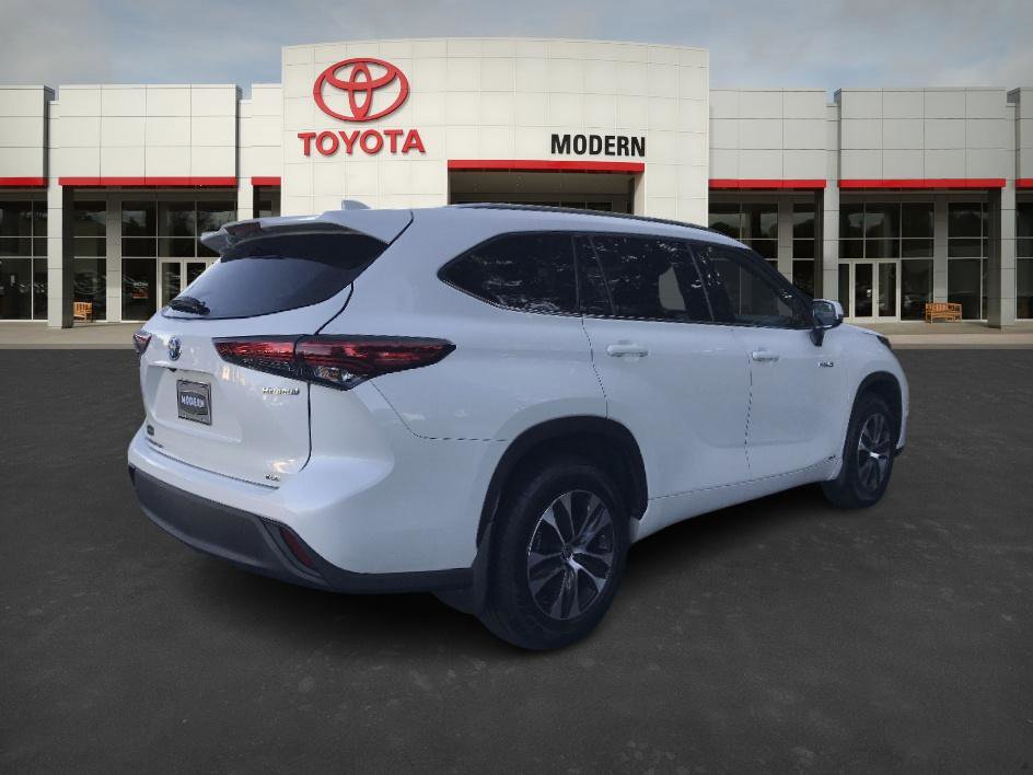 2020 Toyota Highlander Hybrid XLE photo 5