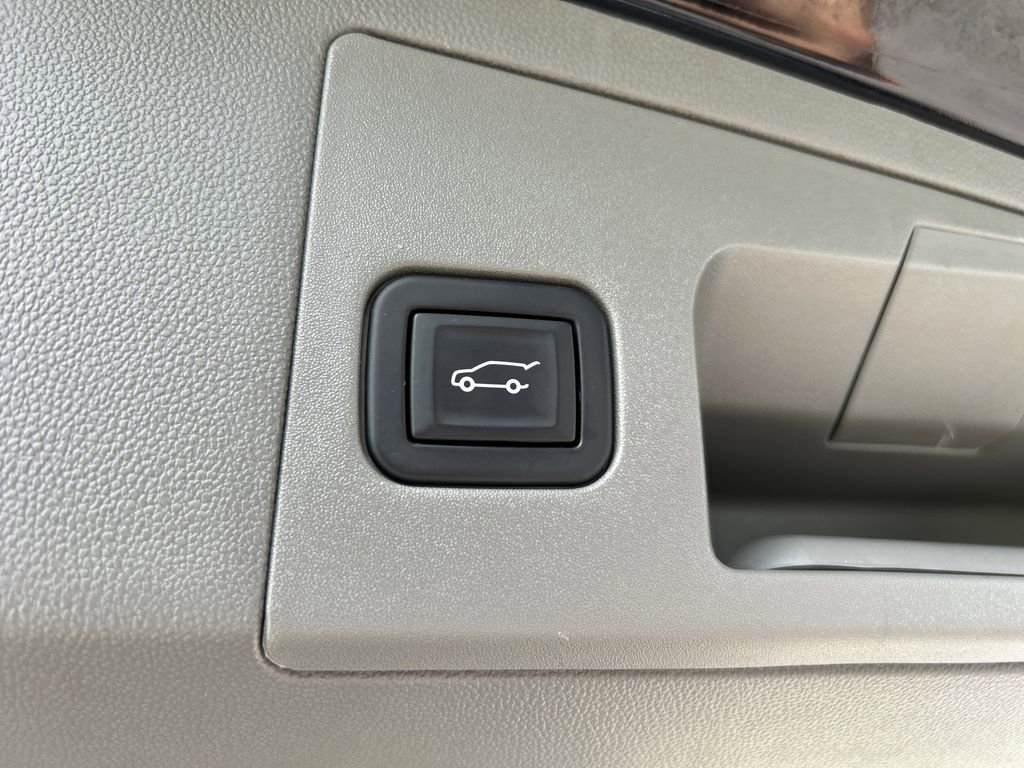 2022 Cadillac XT5 Premium Luxury photo 9