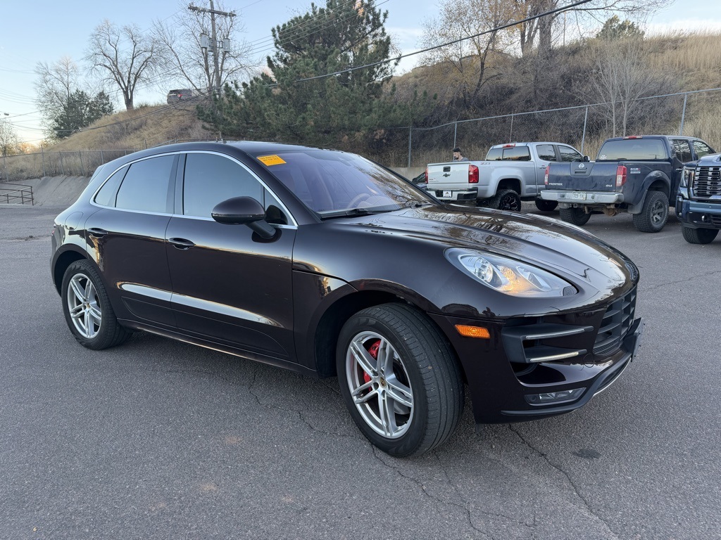 2015 Porsche Macan Turbo photo 3
