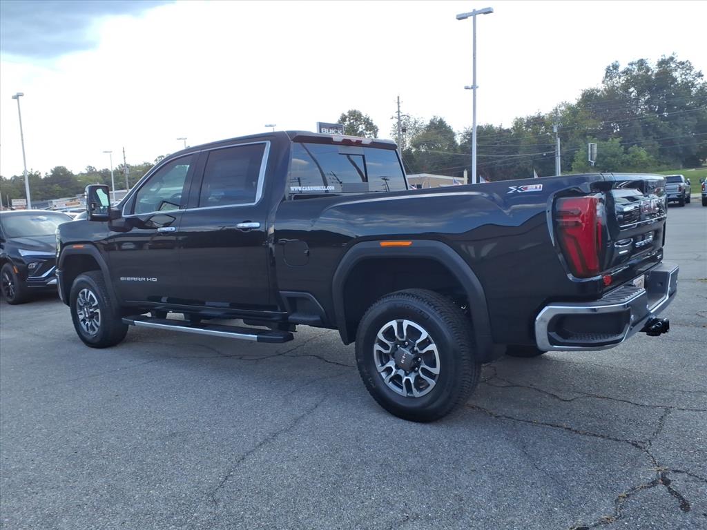 2026 Gmc Sierra 2500 HD SLT photo 3