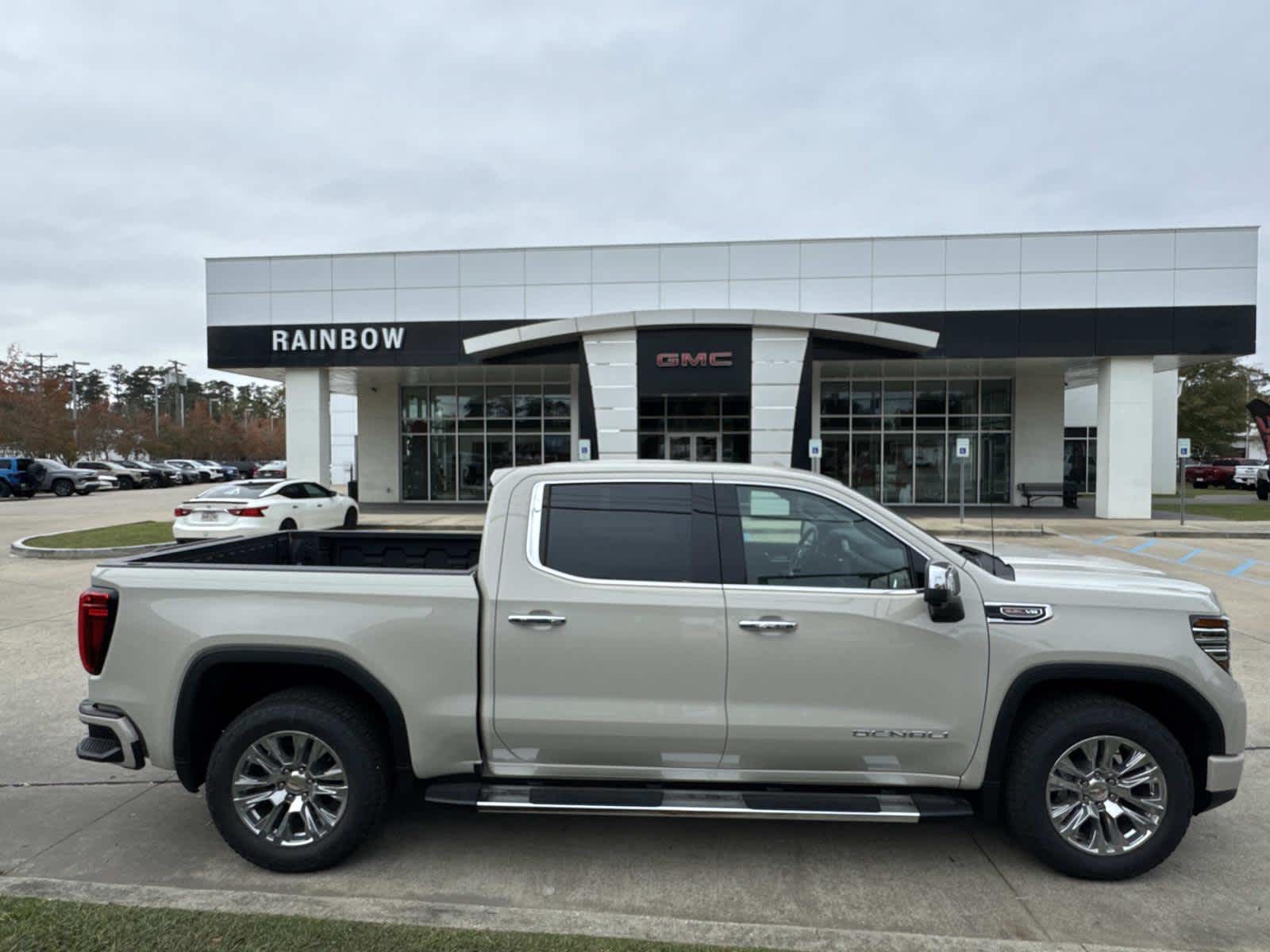 2026 GMC Sierra 1500 Denali's photo