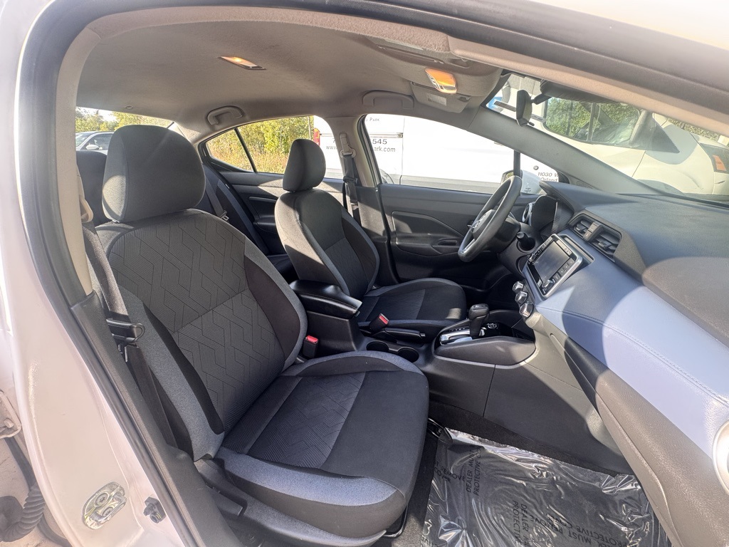2023 Nissan Versa 1.6 SV photo 26