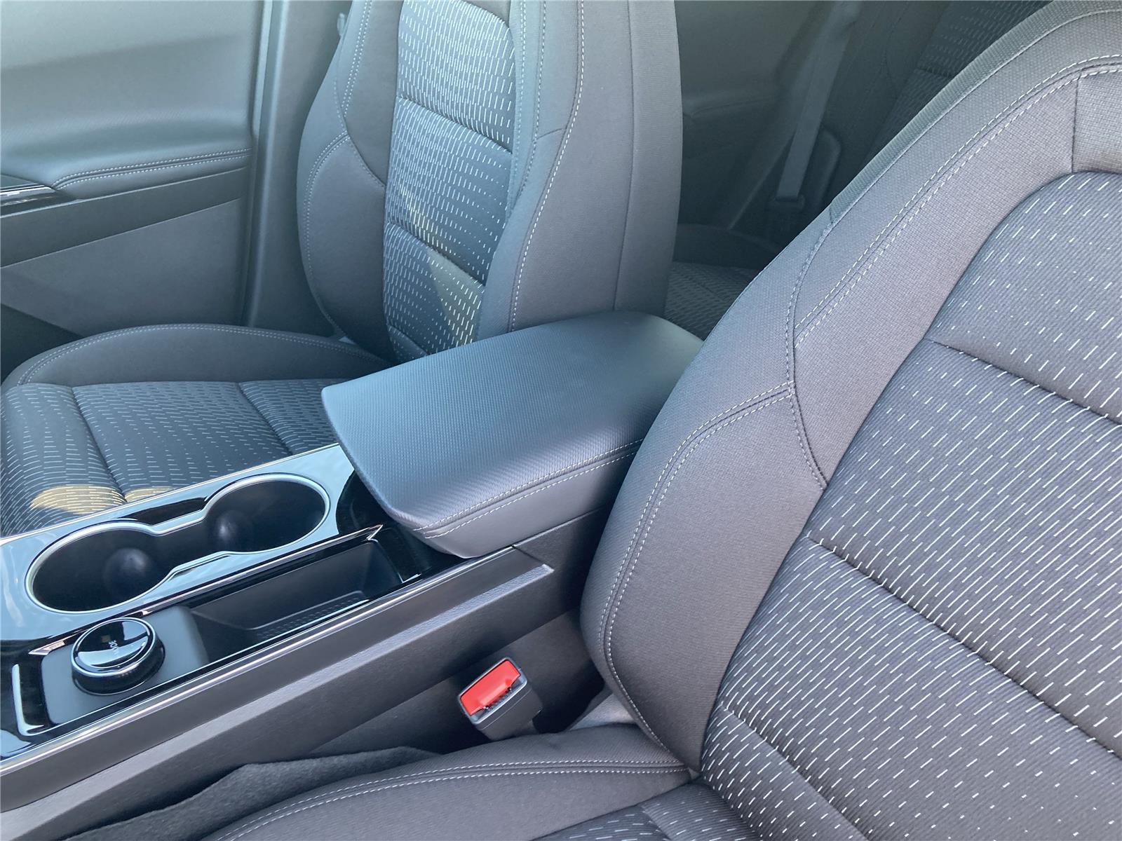 2026 Chevrolet Equinox LT photo 30