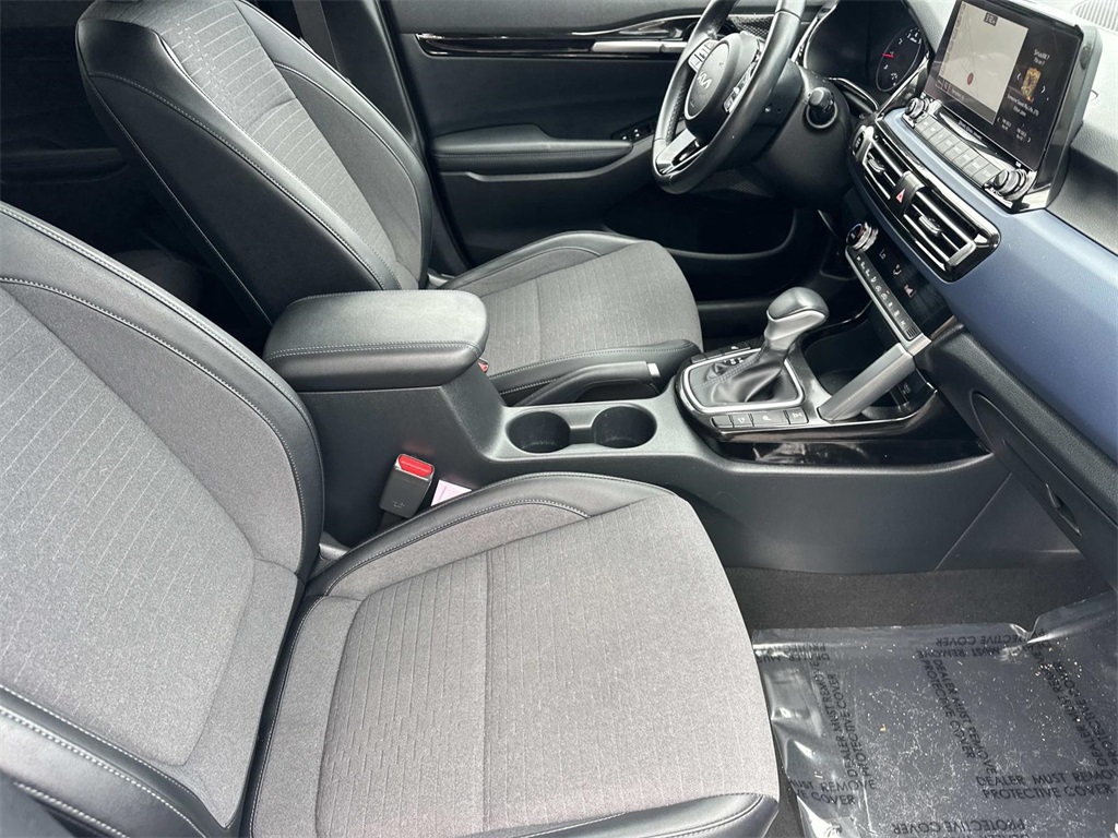 2023 Kia Seltos S photo 13