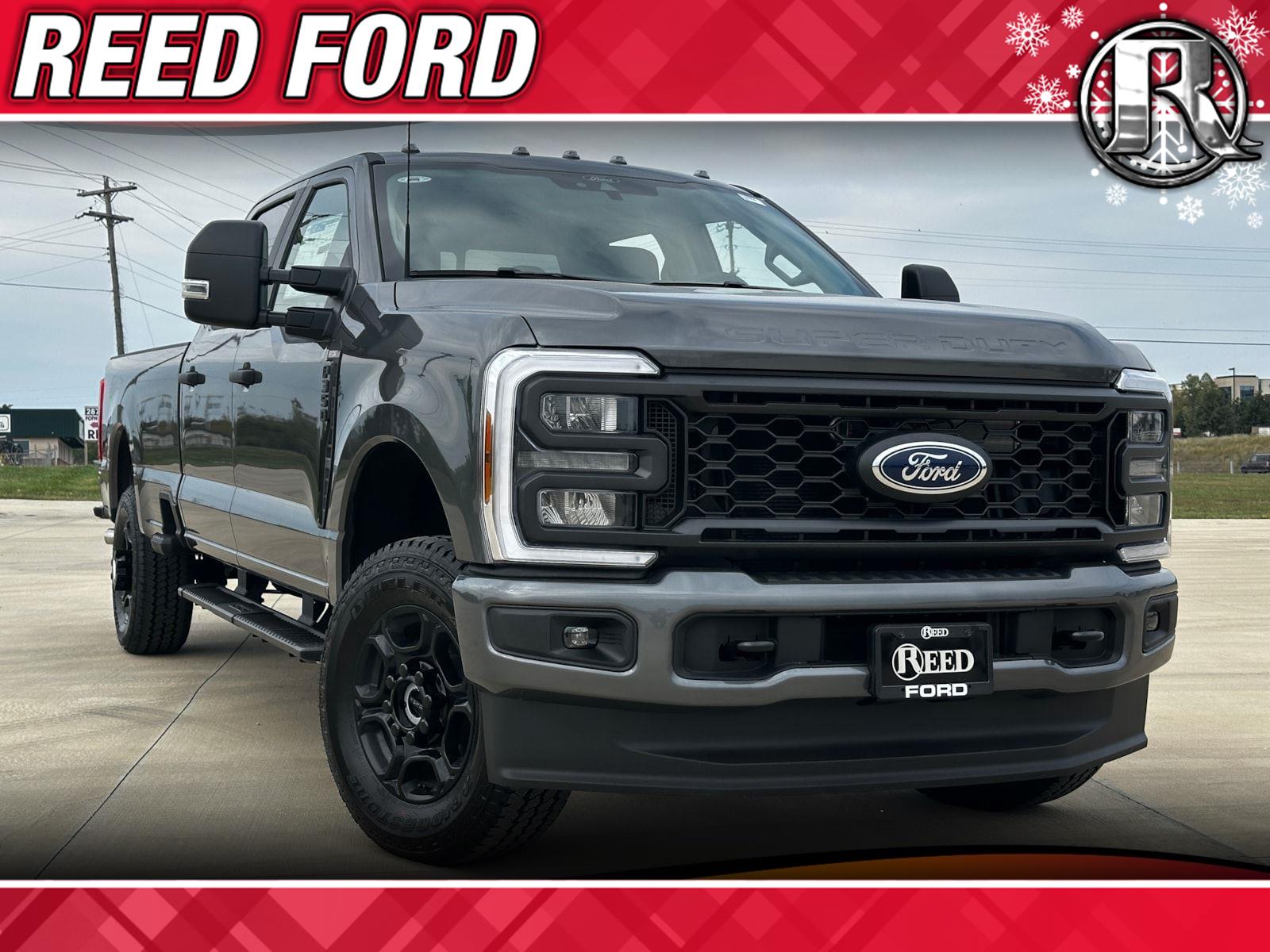 2026 Ford F-350 Super Duty XL's photo