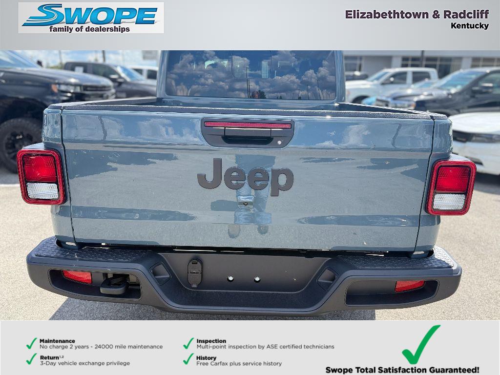 2025 Jeep Gladiator Sport S photo 3