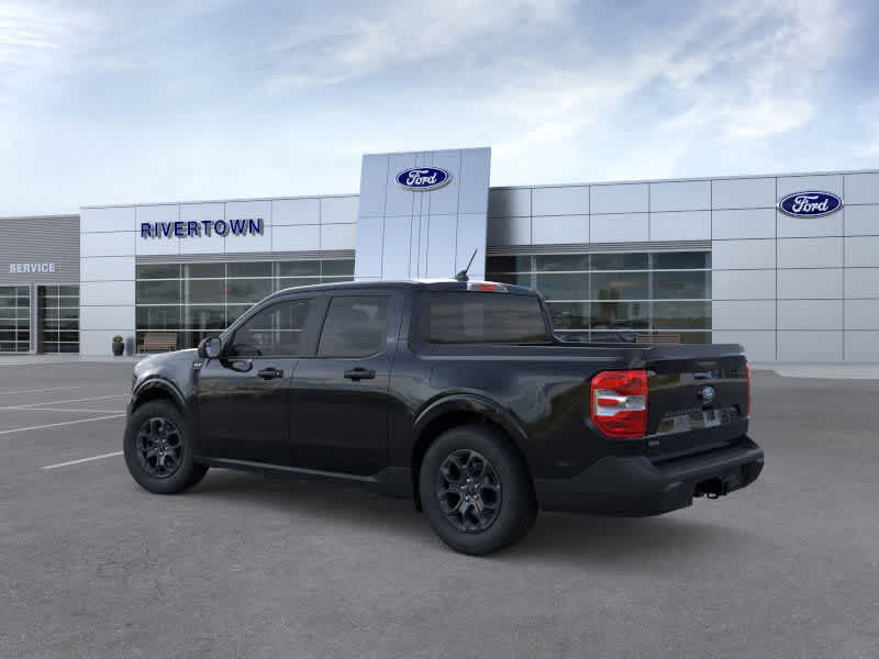 2025 Ford Maverick XLT photo 2
