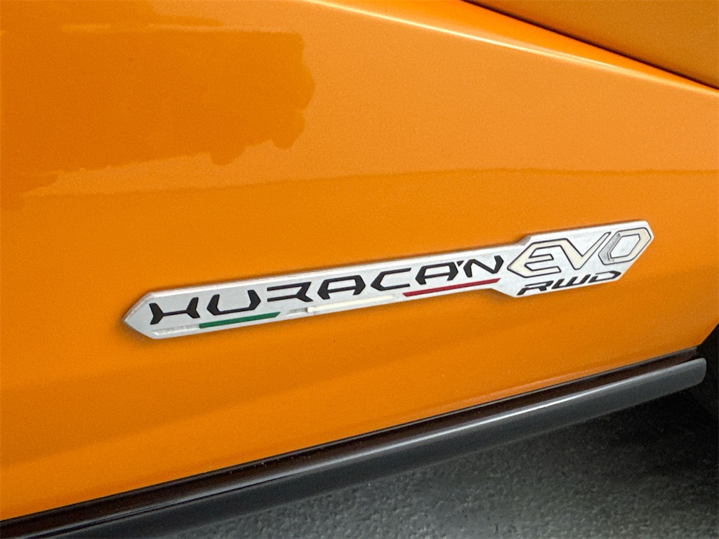 2020 Lamborghini Huracan Evo Spyder photo 23