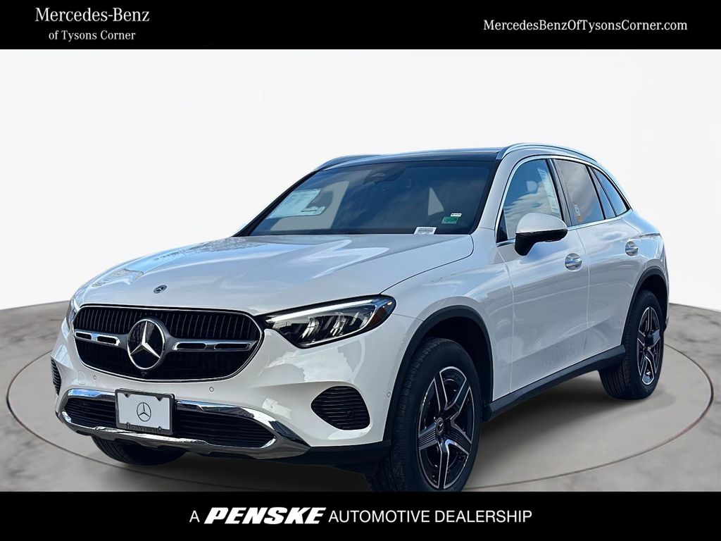 2026 Mercedes-Benz GLC Base's photo