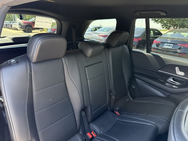 2021 Mercedes Benz GLS 450 4MATIC photo 25
