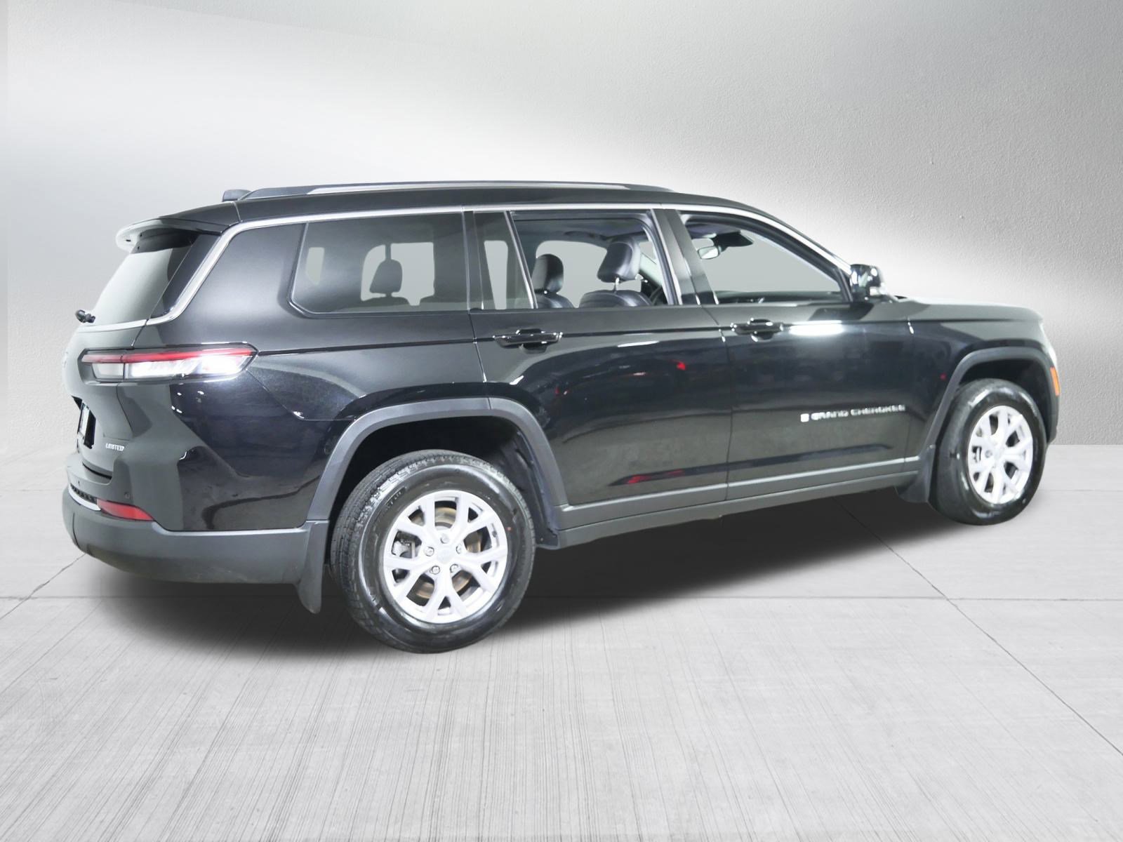 2022 Jeep Grand Cherokee Limited photo 7