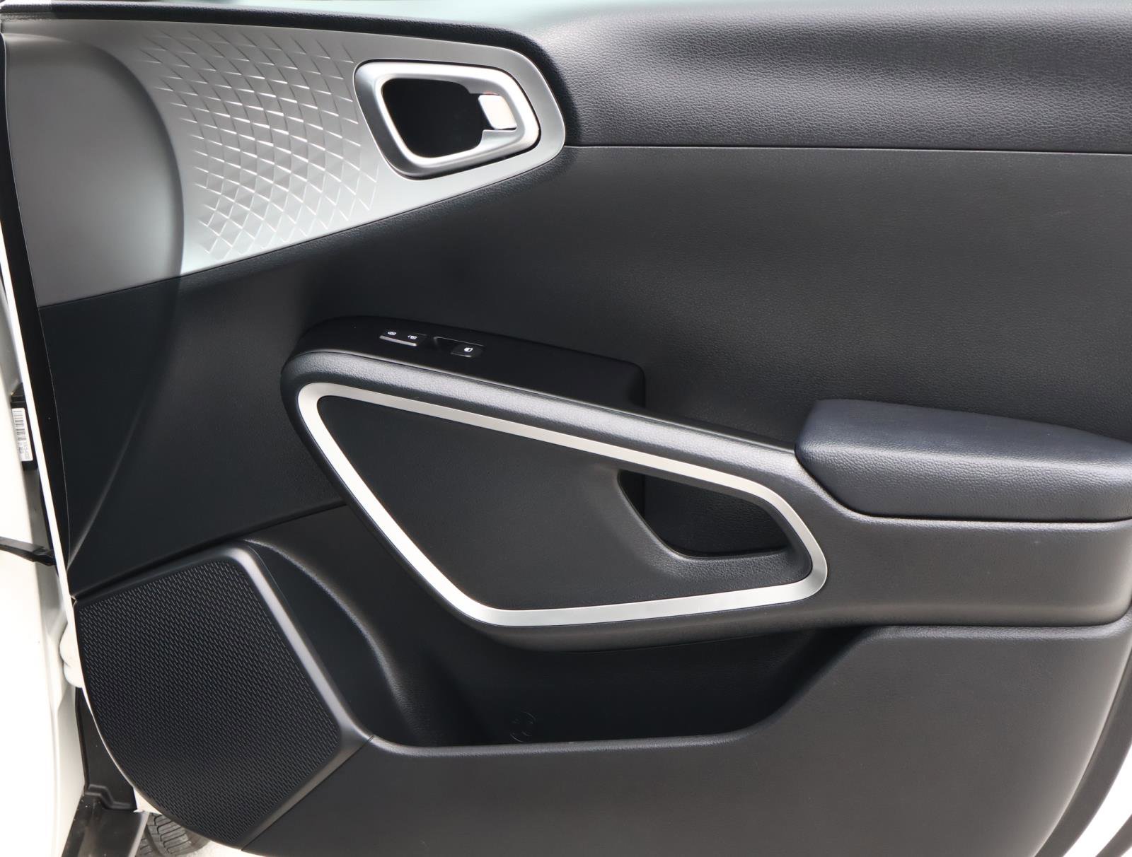 2023 Kia Soul S photo 13
