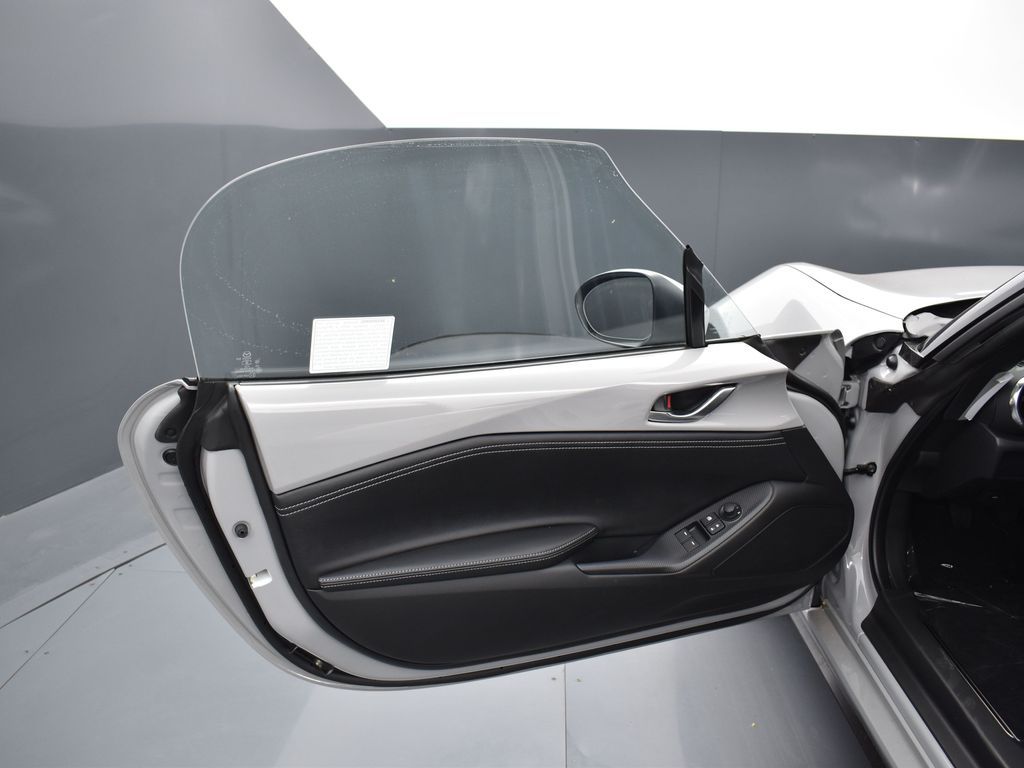 2025 Mazda MX-5 Miata Miata Grand Touring photo 7