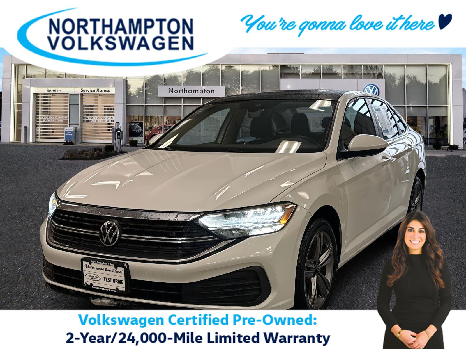 2024 Volkswagen Jetta SE's photo