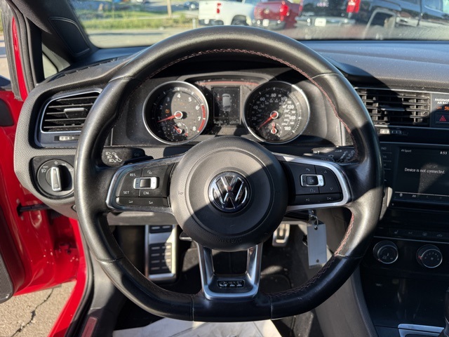 2016 Volkswagen Golf GTI Base SE Autobahn photo 12