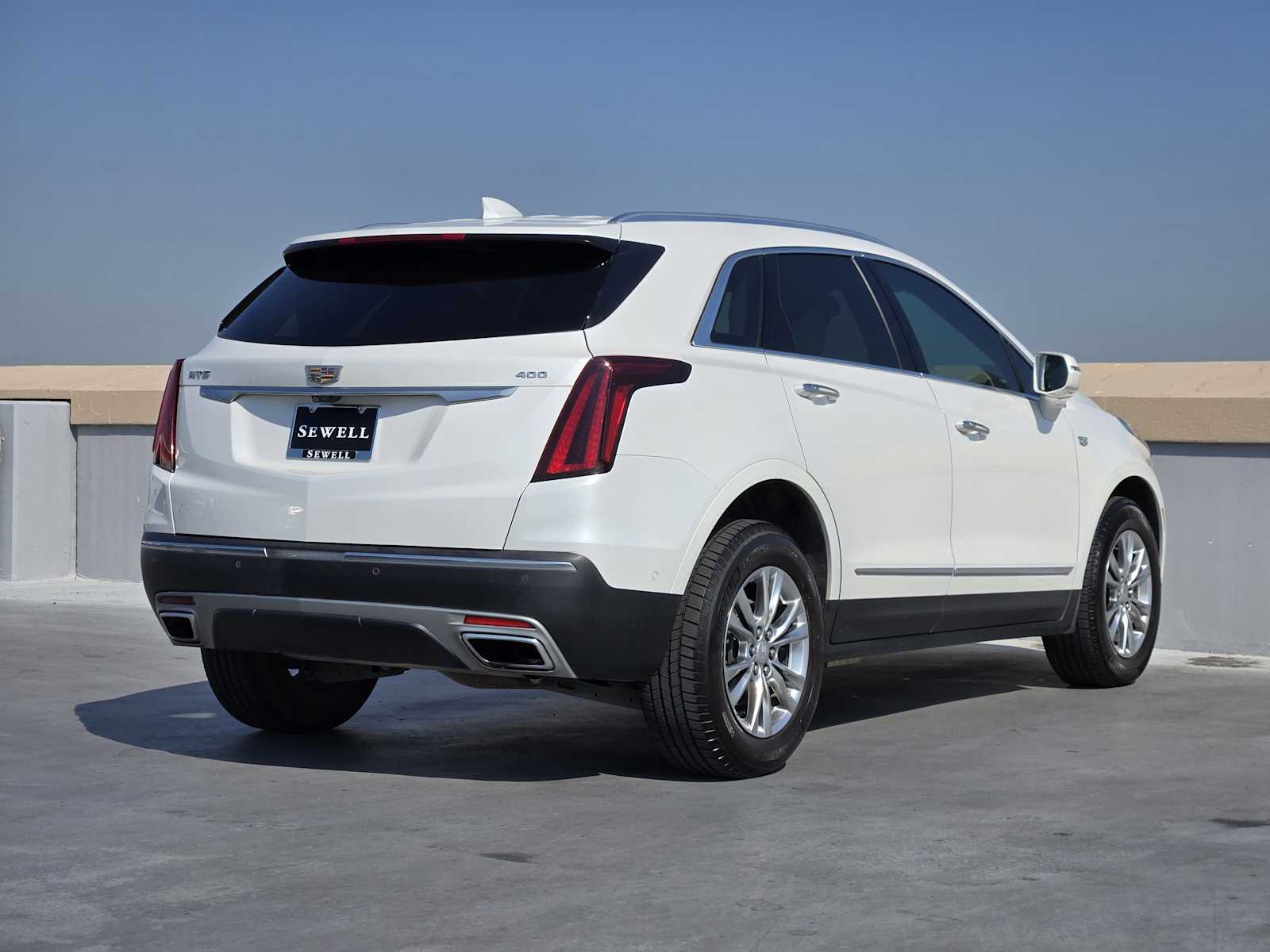 2020 Cadillac XT5 Premium Luxury photo 2