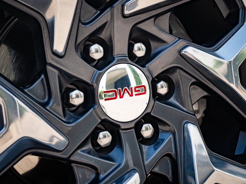 2024 Gmc Sierra 1500 SLT photo 4