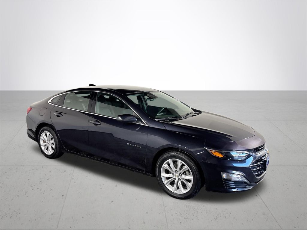 2023 Chevrolet Malibu 1LT photo 3