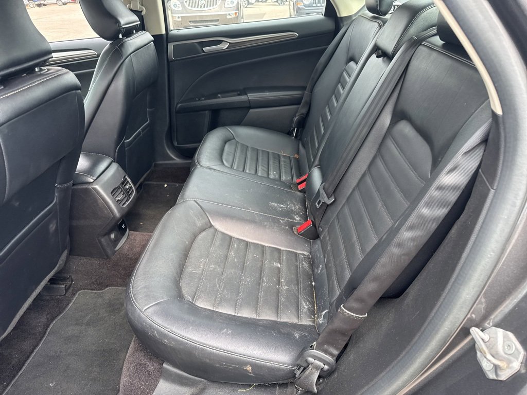 2017 Ford Fusion SE photo 48