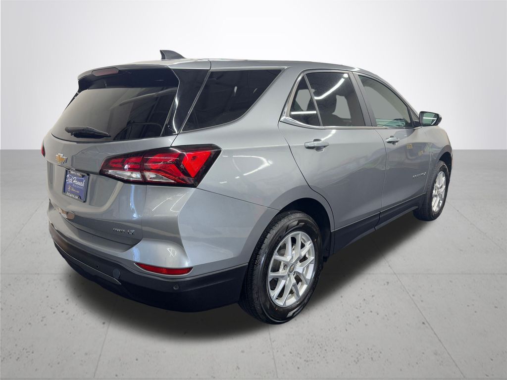 2024 Chevrolet Equinox LT photo 7