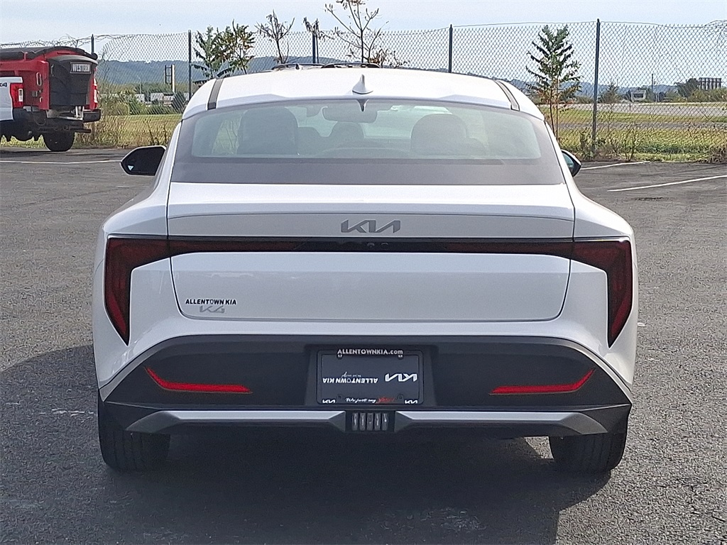 2025 Kia K4 LXS photo 4