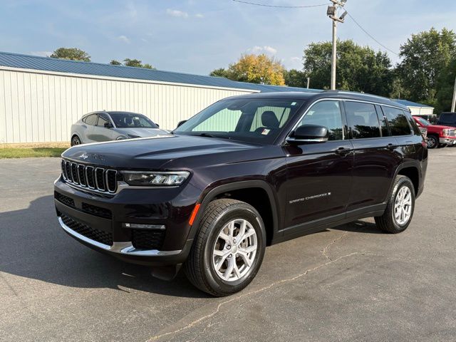2022 Jeep Grand Cherokee Limited photo 2