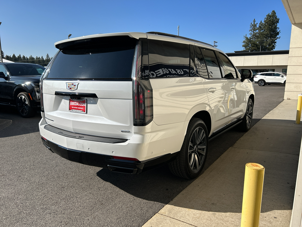 2025 Cadillac Escalade Sport Platinum photo 4