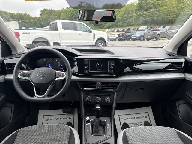 2022 Volkswagen Taos S photo 17
