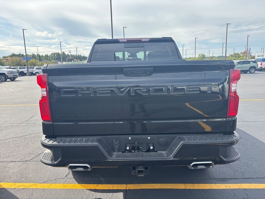 2024 Chevrolet Silverado 1500 LT Trail Boss photo 3