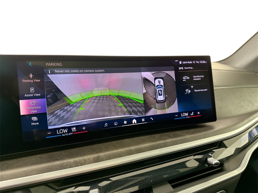 Used 2024 Mineral White Metallic BMW xDrive40i image 19