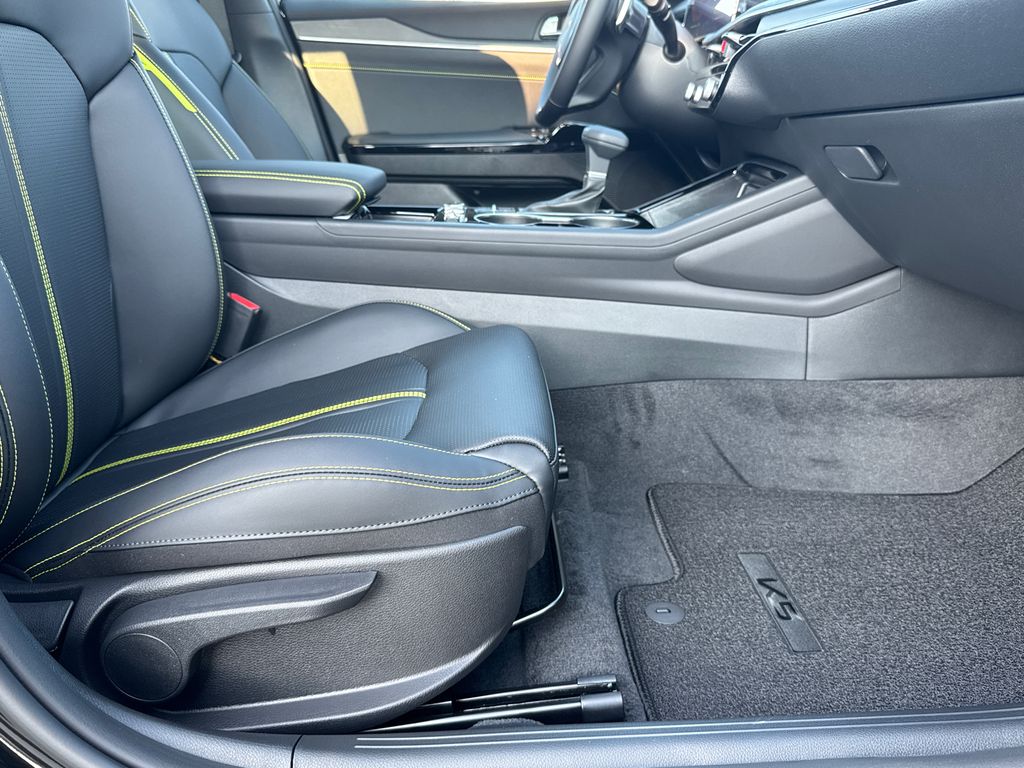 2026 Kia K5 GT photo 13