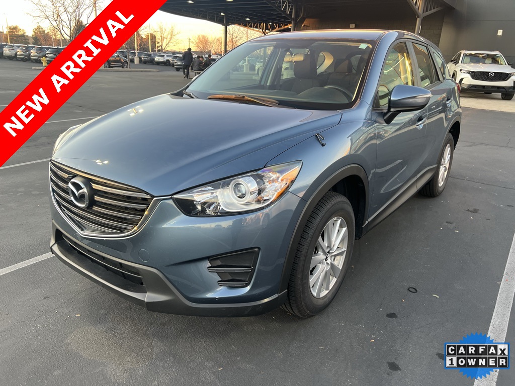 2016 Mazda CX-5 Sport's photo