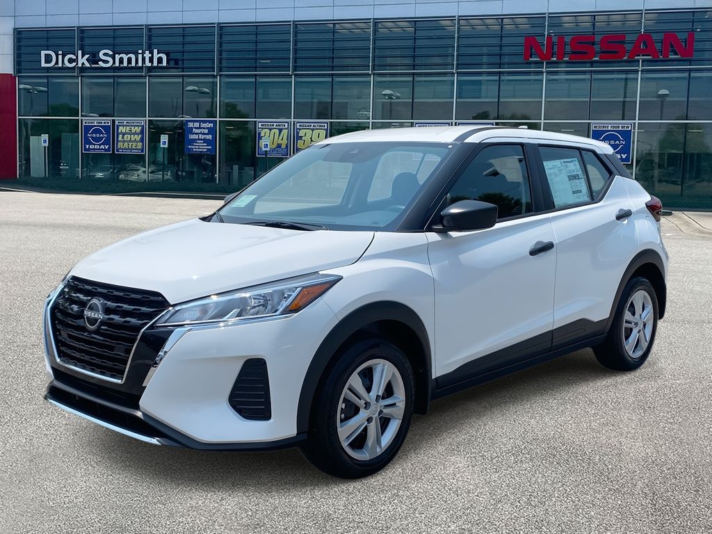 2025 Nissan Kicks Play S photo 2