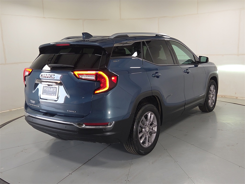 2024 Gmc Terrain SLT photo 8
