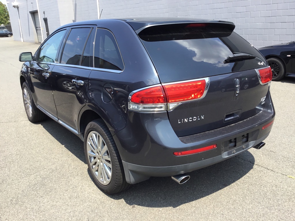 2013 Lincoln MKX Base photo 4