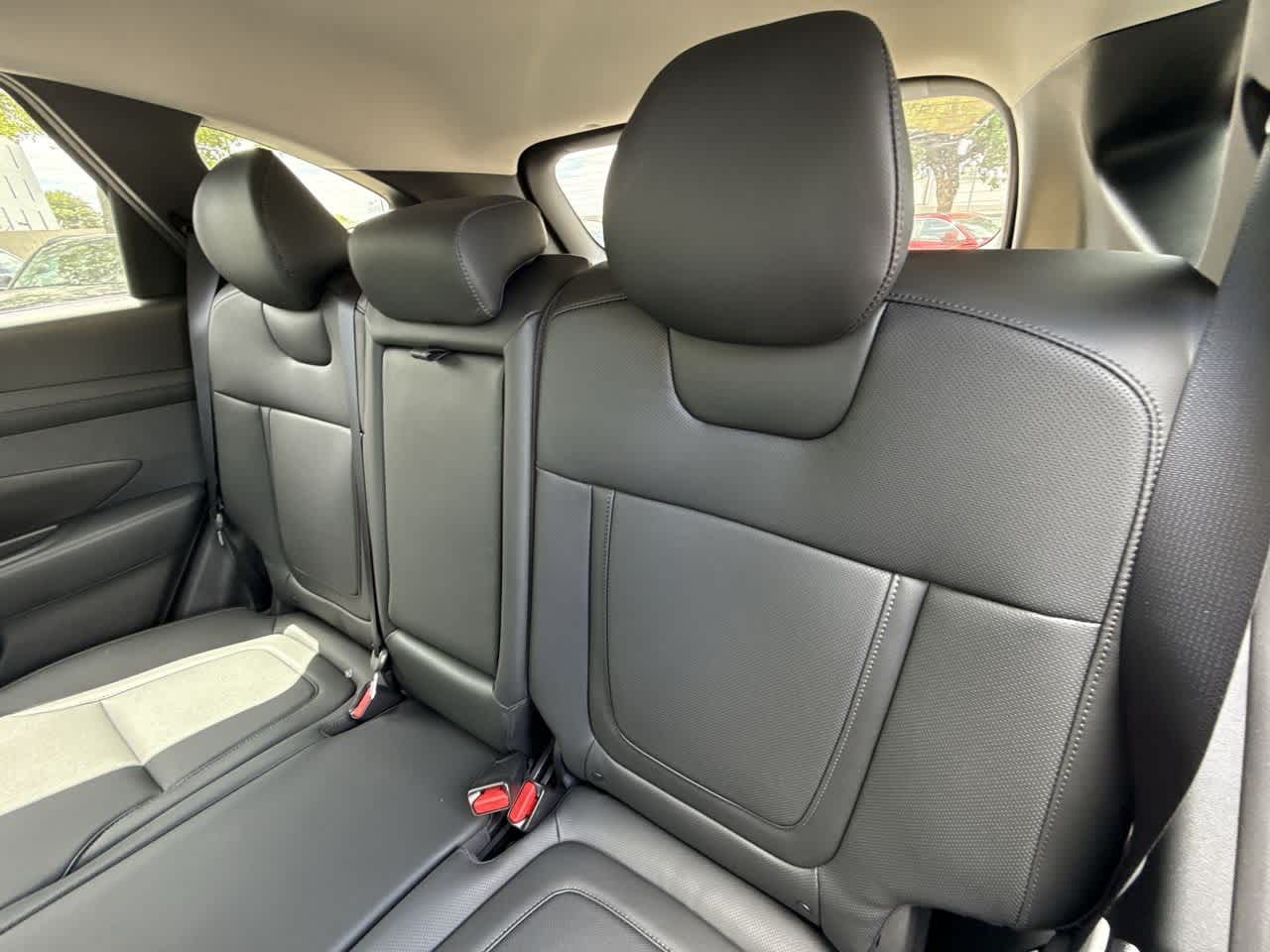 2025 Hyundai Tucson SEL Convenience photo 21